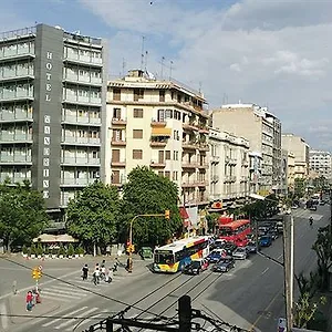 https://mandrino.hotels-of-thessaloniki.com