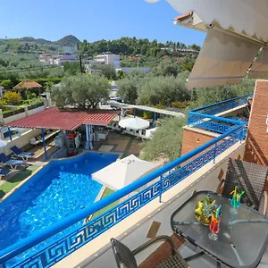 Aparthotel Philoxenia Village Hotel-studios ***